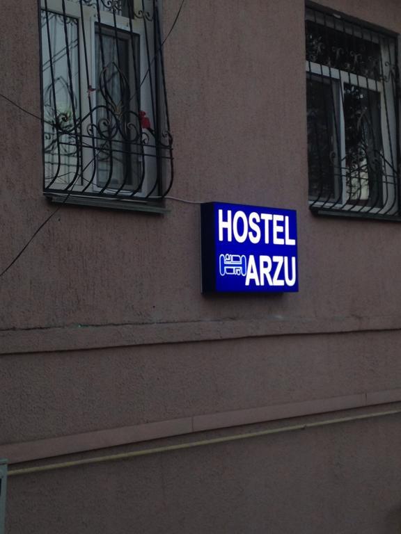 Hostel Arzy Atirau Kültér fotó